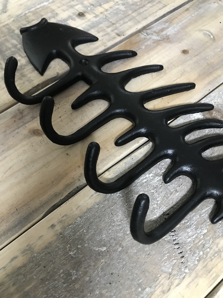 Coat rack with fish, wall hooks, cast iron, black 