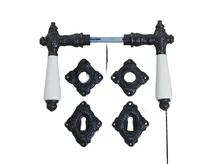 Set of 2 latches with ceramic handle, Kluntje, 2 jack rosettes, 2 rosettes Castle, for interior doors, dark brown iron