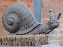 Foot sweeper Snail - cast iron