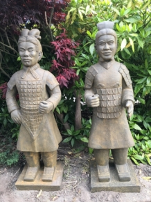 Schöner Satz von japanischen Kriegerstatuen