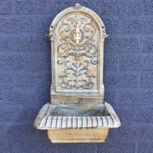 Wall fountain, sink cast iron green-rust.