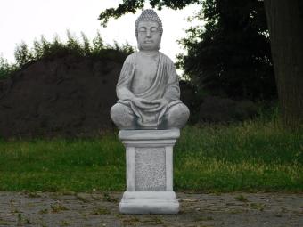 One-off: Buddha on pedestal - 83 cm - Stone