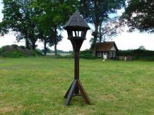 Handgefertigtes Vogelfutterhaus - Robust - 210 cm - Holz