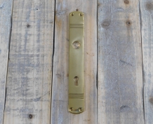 1 Langes Türschild ''Laudi'' aus poliertem Messing, Stil der 1930er Jahre, wunderschön.