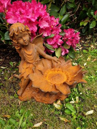 bird feeder, bird, cast iron