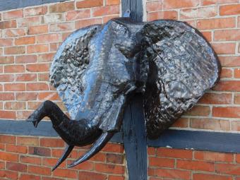 Elephant head XL - 135 cm - Handmade & Unique