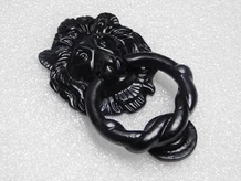 Lion Door Knocker – Cast Iron – Black Lacquered