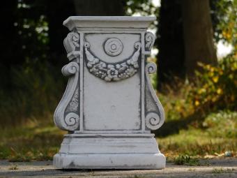 Sierlijke Sokkel - 31 cm - Steen