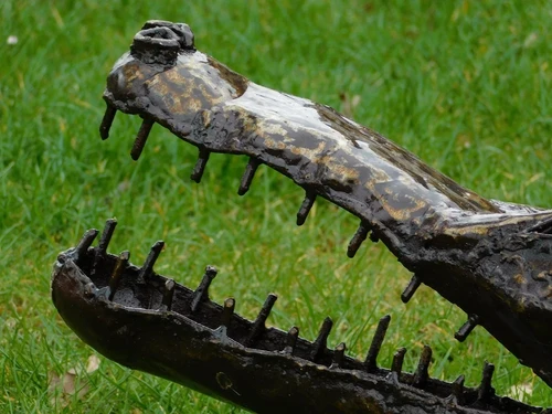 Crocodile XL - 220 cm - Unique and Handmade from Metal