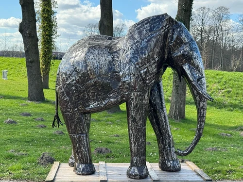 Elephant ‘’Igor‘’ XXL - 210 cm - Handmade & Unique