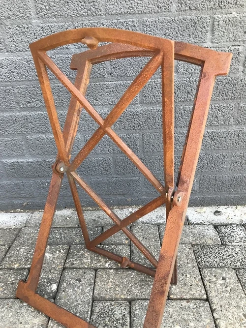 Cast iron tilt window Rauter, beautiful