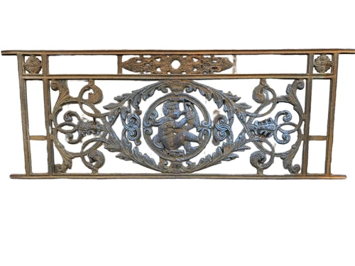 Balkongeländer, VOC, Fenstergestell mit Medaillon aus Gusseisen-Rost...