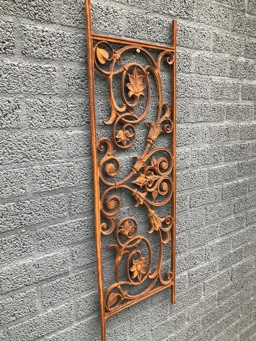 Balcony railing - Window rack - Cast iron Rest