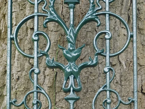 One-off: Grid - Green - Powder-coated - Cast iron