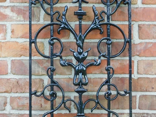 Grid - 87 x 40 -Black - rust - Cast iron