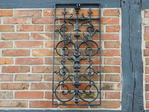 Grid - 87 x 40 -Black - rust - Cast iron