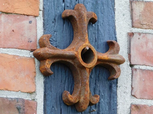 Wall anchor Cross - 19 x 19 cm - Cast iron