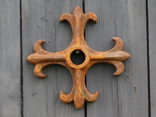 Wall anchor Cross - 19 x 19 cm - Cast iron
