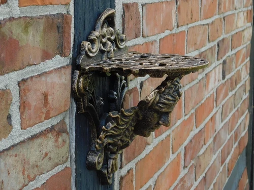 Wandconsole Vrouwenhoofd - Gietijzer - Brons Look - Gietijzer