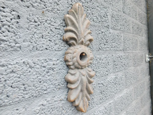 Maueranker aus Gusseisen – Doppelblattform