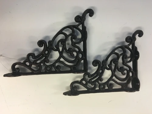 Pair of shelf supports, bracket, small, cast iron