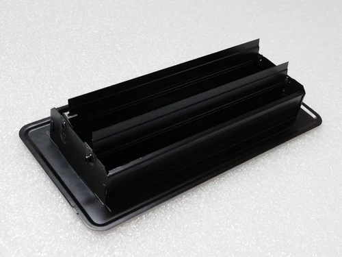 Adjustable Air Grill - Rectangle - Black - Metal