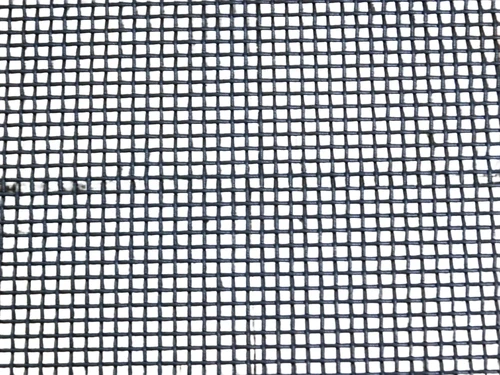 Großes quadratisches Luftgitter mit fester (feiner) Gaze, mattschwarz