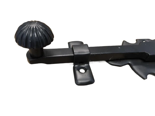 De decoratieve metalen schuifafsluiter BRAGA 250 - zwart