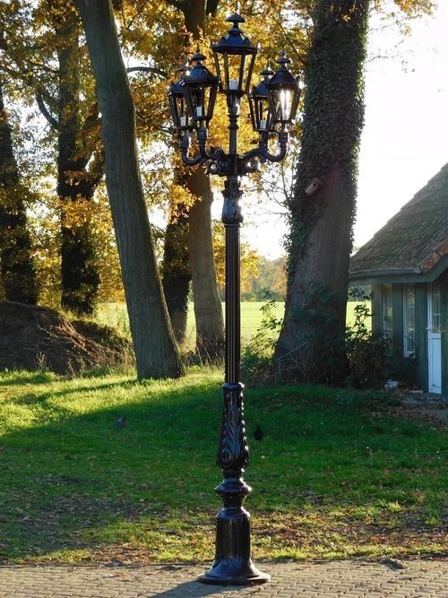 XL lamppost with 5 lamps - Black - 325 cm - Aluminium