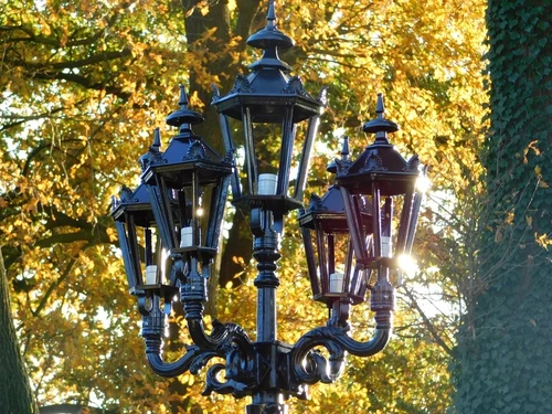 XL lamppost with 5 lamps - Black - 325 cm - Aluminium
