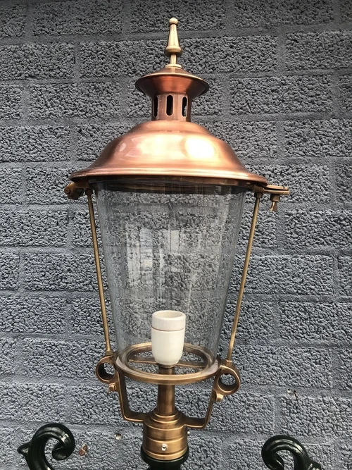 Outdoor lamp, lantern with ceramic fitting and glass, cast aluminium pole, with copper round shade, high 240 cm