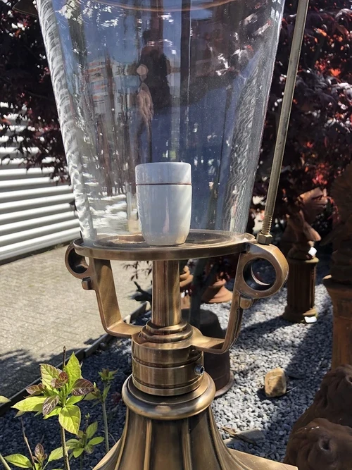 Lamp brass-copper round glass on base, great look!!!
