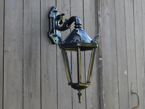 Sem Wall Lamp - Black or Green - Ceramic Fitting and Glass