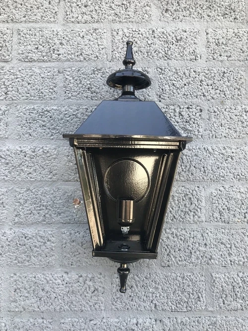 Outdoor lamp 