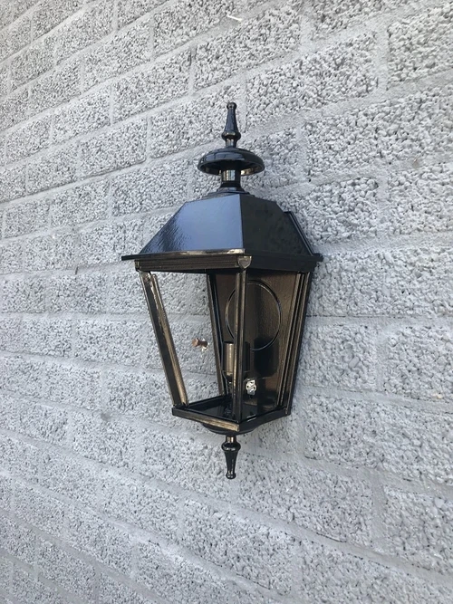 Outdoor lamp 