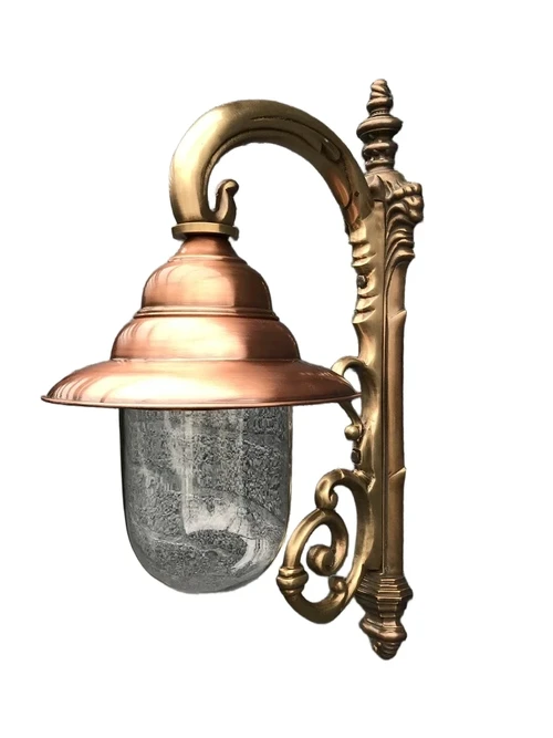 Nostalgische Wandlampe, Gartenlampe, Messing patiniert, Kupfer