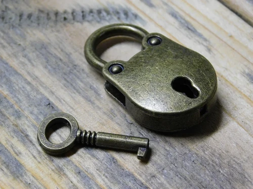 Vintage Mini Hangslot -  Incl. Sleutel