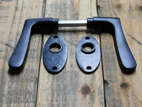 Set of Door Handles with Oval Rosettes - Matt Black - Aluminium
