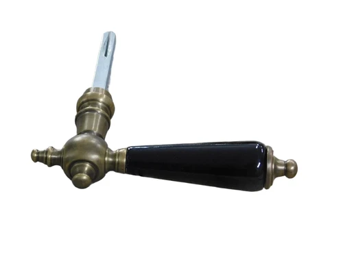 1 Door Latch Brass with Ceramic Handle Black - Includes Thorn