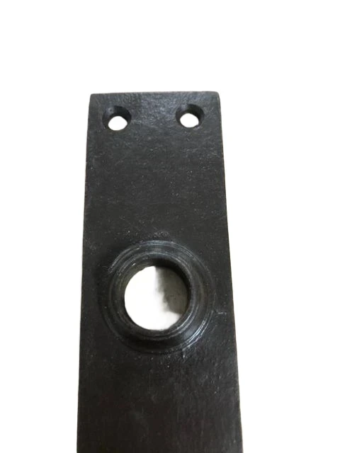 1 Long doorplate ''Cova'' without keyhole, in antique brown.