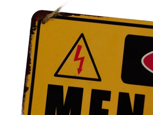 Wall plate - Caution Men Grilling - metal