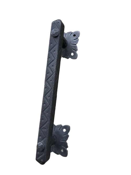 Door handle wrought iron robust in design, beautiful.