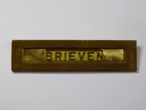 Briefkasten ''Buchstaben'' - 32 cm - Messing