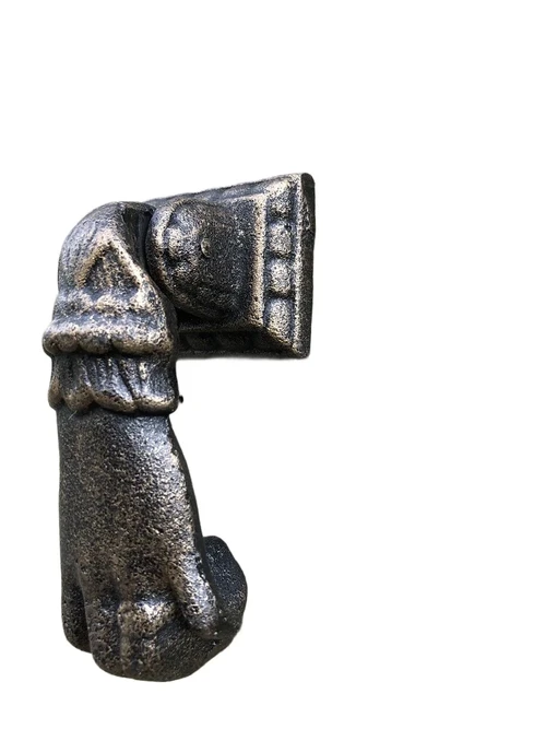 Bijzondere deurklopper als ''hand'', metaal, bronslook