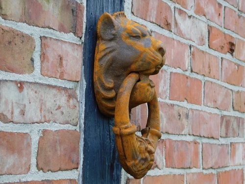 Grote Leeuwenkop als Deurklopper - Gietijzer rust-bruin