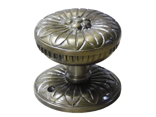 Door knob Flower - Fixed and Turnable - Brass