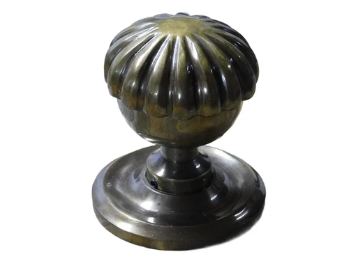 Door Knob Round with Rosette - Fixed and Turnable - Brass