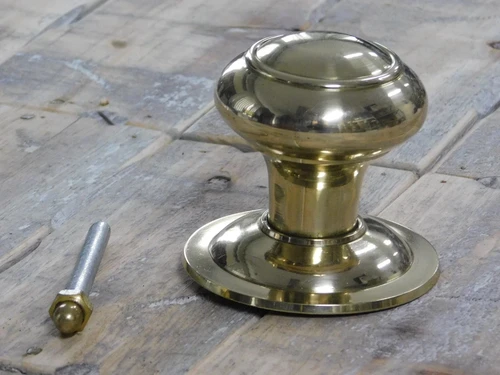 Messing knop voordeur, trekknop - knop antiek,deur (vast).