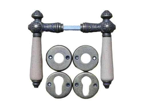 Set Door Hardware - Antique Brass with Wooden Handles - incl. Rosettes