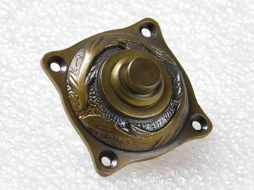 Doorbell De Lelie - 4.5 x 4.5 cm - Patinated Brass